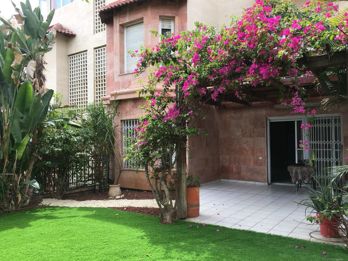 Rechovot Pool & Garden 아파트 호텔 외부 사진